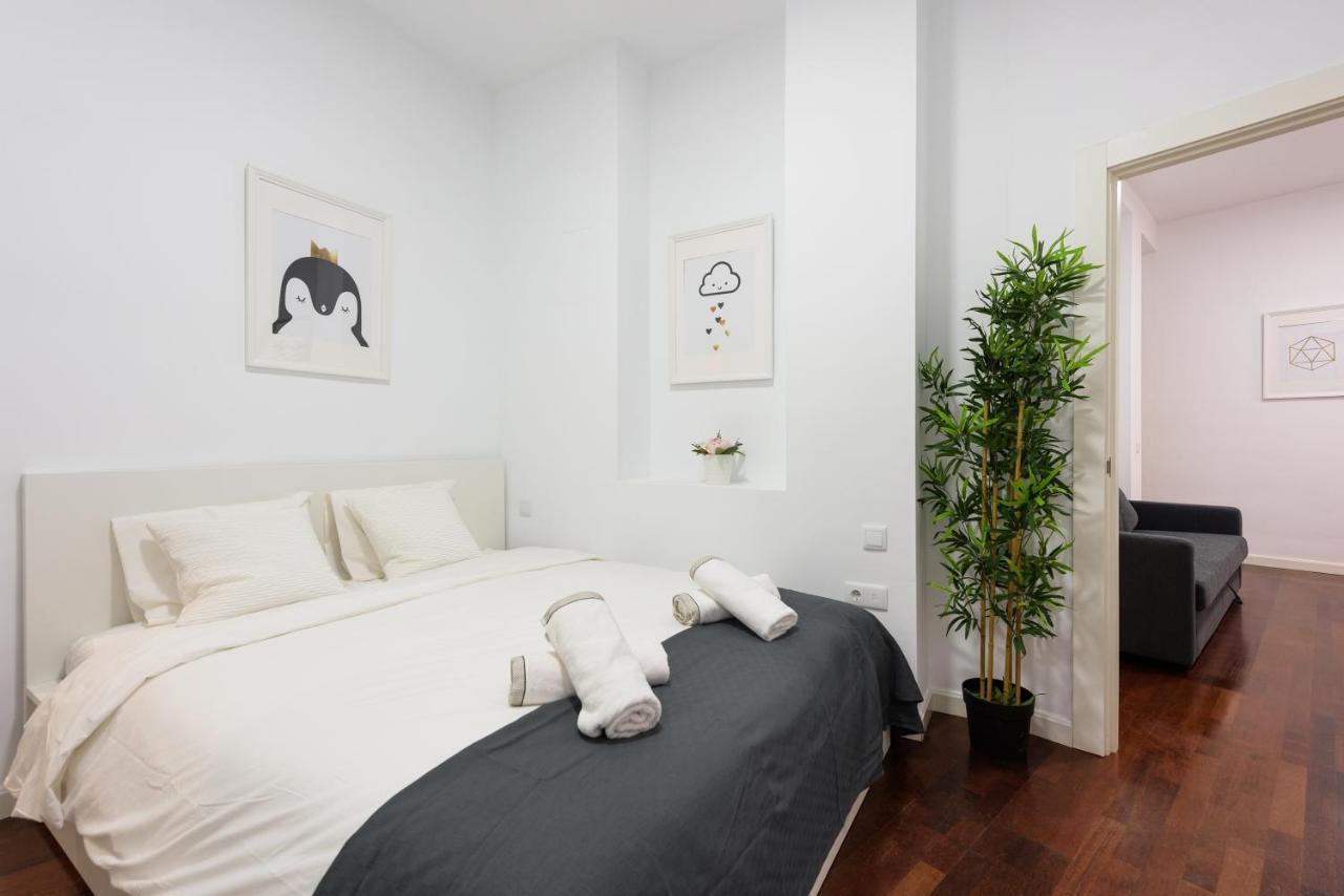 Pineapple Calderon De La Barca 3 Apartment Malaga Exterior photo